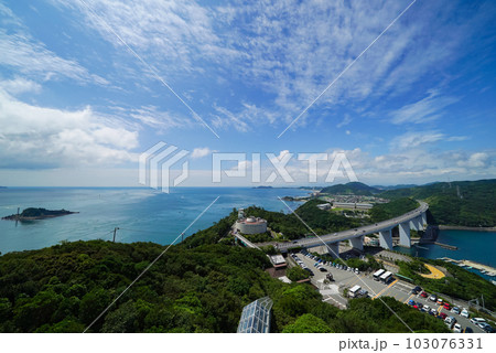 夏の日の鳴門山展望台からの眺め 夏の日の鳴門山展望台からの眺め 103076331