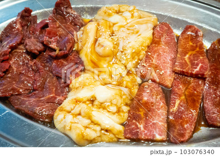 焼肉〜肉の盛り合わせ
焼肉〜肉の盛り合わせ
103076340