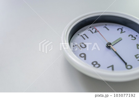 2時30分 14時30分 2時30分 14時30分 103077192