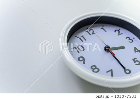 3時30分 15時30分 3時30分 15時30分 103077533