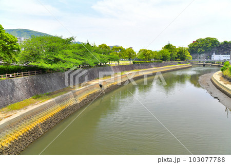 簗橋／浦上川より下流方向を望む(長崎県長崎市)【2023.5】 103077788