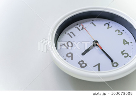 8時30分 20時30分 8時30分 20時30分 103078609