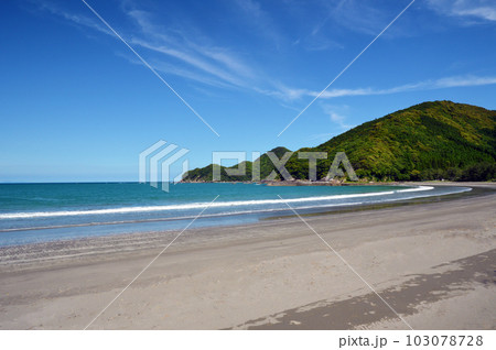 波当津海水浴場　大分県佐伯市 103078728