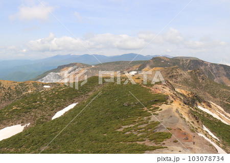 2023年5月の福島県の安達太良山の山開き 103078734