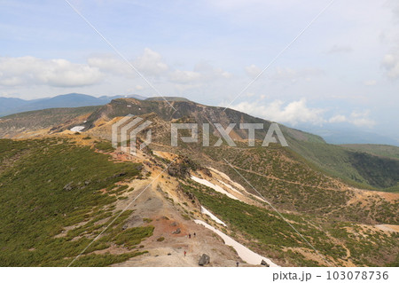 2023年5月の福島県の安達太良山の山開き 2023年5月の福島県の安達太良山の山開き 103078736