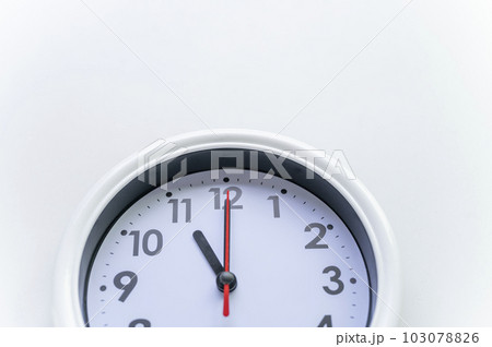 11時 23時 11時 23時 103078826