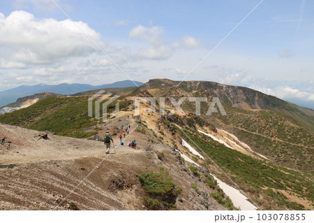2023年5月の福島県の安達太良山の山開き 2023年5月の福島県の安達太良山の山開き 103078855