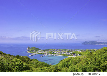 立石山から見た糸島の美しい風景 福岡県糸島市 立石山から見た糸島の美しい風景 福岡県糸島市 103085780