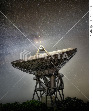 茨城県高萩市　さくら宇宙公園の初夏の天の川 103092649