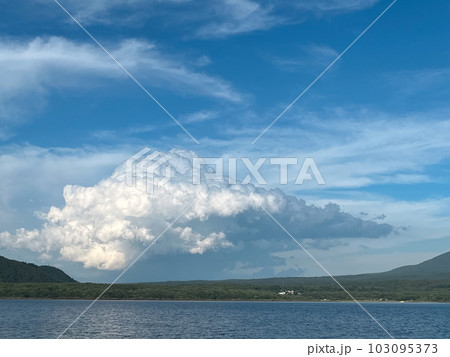 湖の夏 103095373