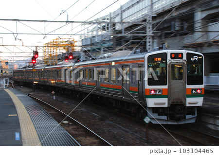 信越本線211系（4両編成：高崎⇔横川） 103104465