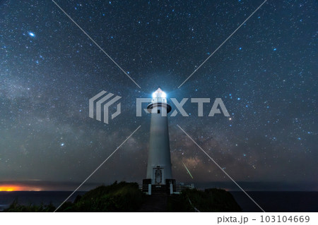 天の川と灯台 伊豆 爪木崎 【静岡県】 天の川と灯台 伊豆 爪木崎 【静岡県】 103104669