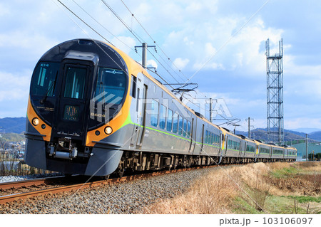 JR四国 8600系特急電車 JR四国 8600系特急電車 103106097