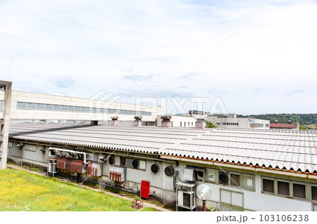 米菓の製造工場 (岩塚製菓) 長岡市 米菓の製造工場 (岩塚製菓) 長岡市 103106238