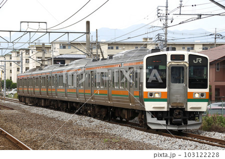 両毛線211系(4両編成:小山⇔新前橋-高崎) 両毛線211系(4両編成:小山⇔新前橋-高崎) 103122228