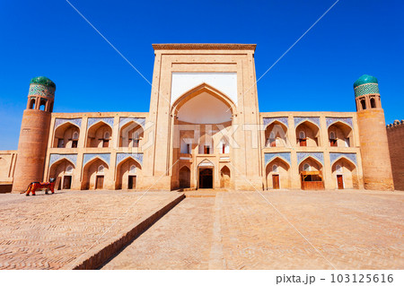 Medrese Kutlug Murad Inaka in Khiva Medrese Kutlug Murad Inaka in Khiva 103125616