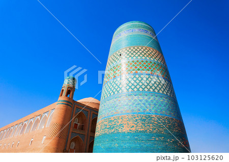 Kalta Minor Minaret at Itchan Kala, Khiva Kalta Minor Minaret at Itchan Kala, Khiva 103125620