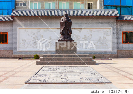 Confucius monument in Chinese Garden, Samarkand Confucius monument in Chinese Garden, Samarkand 103126192