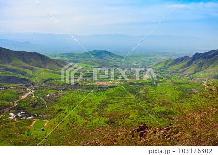 Mountain landscape between Samarkand and Shahrisabz Mountain landscape between Samarkand and Shahrisabz 103126302