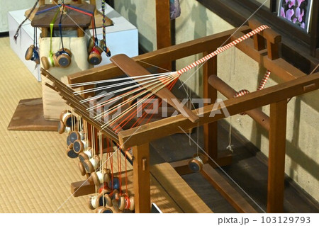 伝統工芸品 ・「伊賀組紐(イガクミヒモ)」 伝統工芸品 ・「伊賀組紐(イガクミヒモ)」 103129793