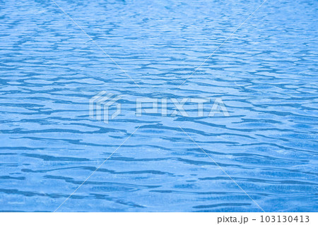 さざ波の背景素材 103130413