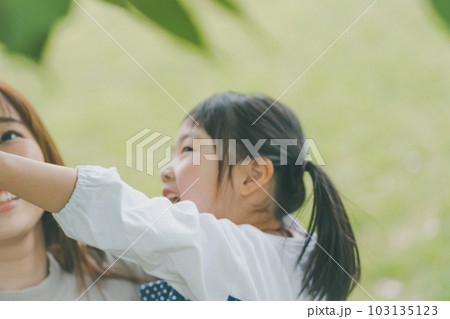 4 years old 103135123