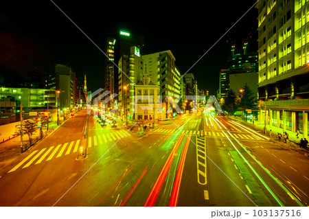 東京夜景　幹線道路 103137516