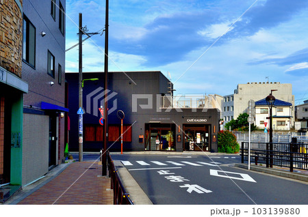 世田谷代田駅から梅が丘駅間の新規開発エリア　世田谷代田駅南西口の富士山の見える風景 103139880