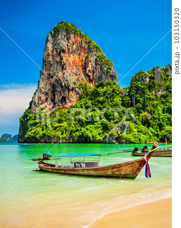 Clear water beach in Thailand 103150320