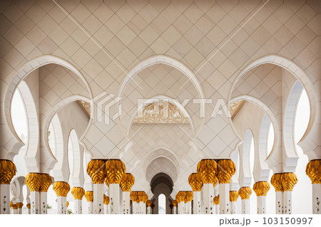 Sheikh Zayed Grand Mosque interior 103150997