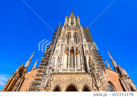 Ulm Minster Church in Ulm town, Germany Ulm Minster Church in Ulm town, Germany 103153176
