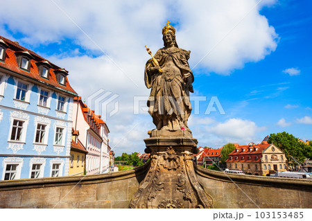 Kaiserin Kunigunde Statue, Bamberg old town 103153485