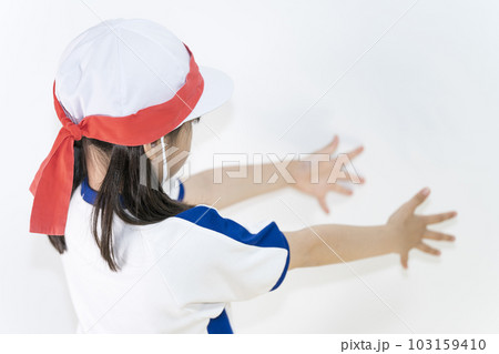 前へならえ　前ならえ　運動会　体育 103159410