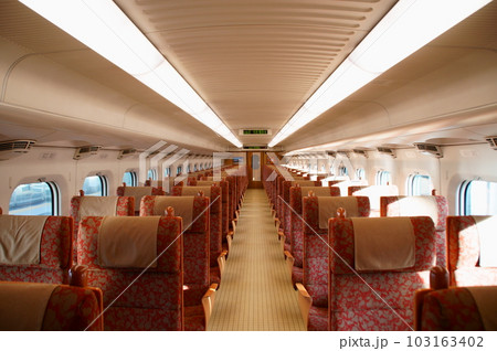 九州新幹線800系 3号車・6号車の座席 九州新幹線800系 3号車・6号車の座席 103163402