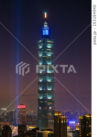 台湾 台北市 夜の台北101 103164940