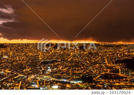 La Paz and El Alto Cityscape at Evening Twilight. Medium Shot La Paz and El Alto Cityscape at Evening Twilight. Medium Shot 103170024
