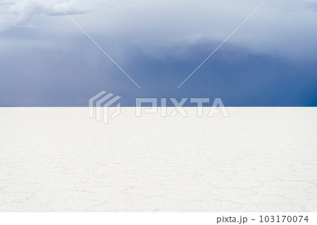 Uyuni Salt Flats and Stormy Dramatic Sky. Salar De Uyuni. Altiplano, Bolivia. Dry Season Uyuni Salt Flats and Stormy Dramatic Sky. Salar De Uyuni. Altiplano, Bolivia. Dry Season 103170074