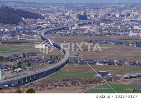 文殊山からの眺め 福井市中心部方向 建設中の北陸新幹線 2023年3月 文殊山からの眺め 福井市中心部方向 建設中の北陸新幹線 2023年3月 103170127