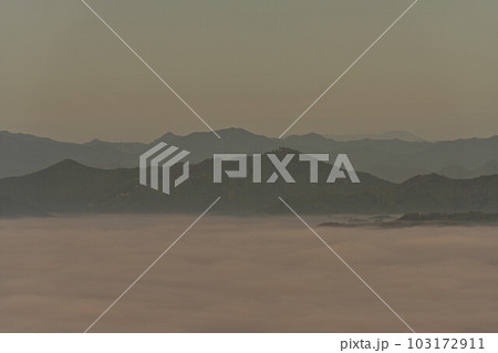 八上城からの雲海 八上城からの雲海 103172911