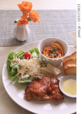 照り焼きチキンのワンプレート 照り焼きチキンのワンプレート 103173613