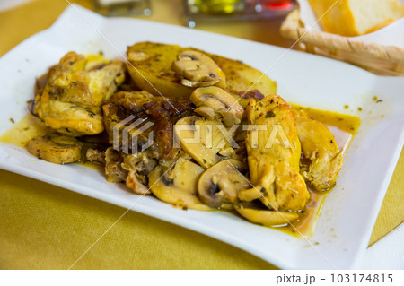 Chicken with Champignon and garlic Chicken with Champignon and garlic 103174815