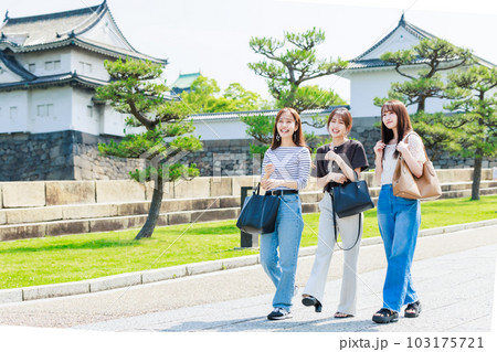 女子旅  大阪城の観光 103175721