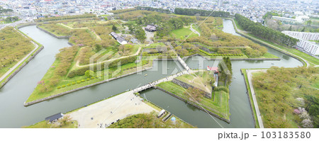 函館 五稜郭タワーからの眺め 103183580