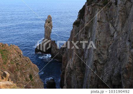 栢島の風景 展望台から見る観音岩 103190492