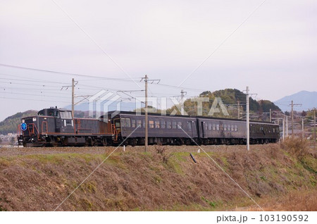 アラウンド ザ 九州号で行く九州一周の旅 1日目:門司港→鹿児島中央(肥薩おれんじ鉄道経由) アラウンド ザ 九州号で行く九州一周の旅 1日目:門司港→鹿児島中央(肥薩おれんじ鉄道経由) 103190592