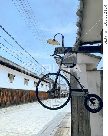 レトロな兵庫県赤穂市坂越のまちなみ 103192124