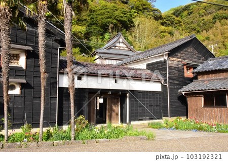 南越前町　河野北前船主通り（北前船主の館）出口 103192321