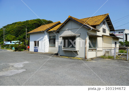 長門粟野駅(山陰本線・JR西日本) 長門粟野駅(山陰本線・JR西日本) 103194672