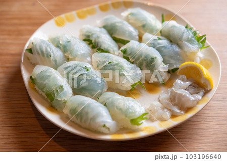 寒平目の握り 103196640