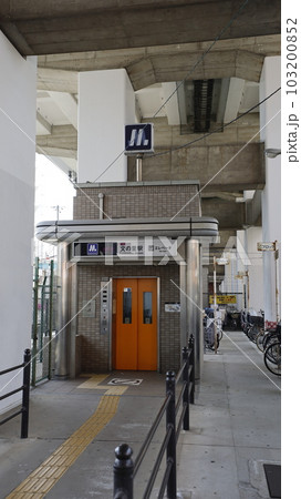 大阪メトロ谷町線の文の里駅、エレベーターによる出入口 103200852
